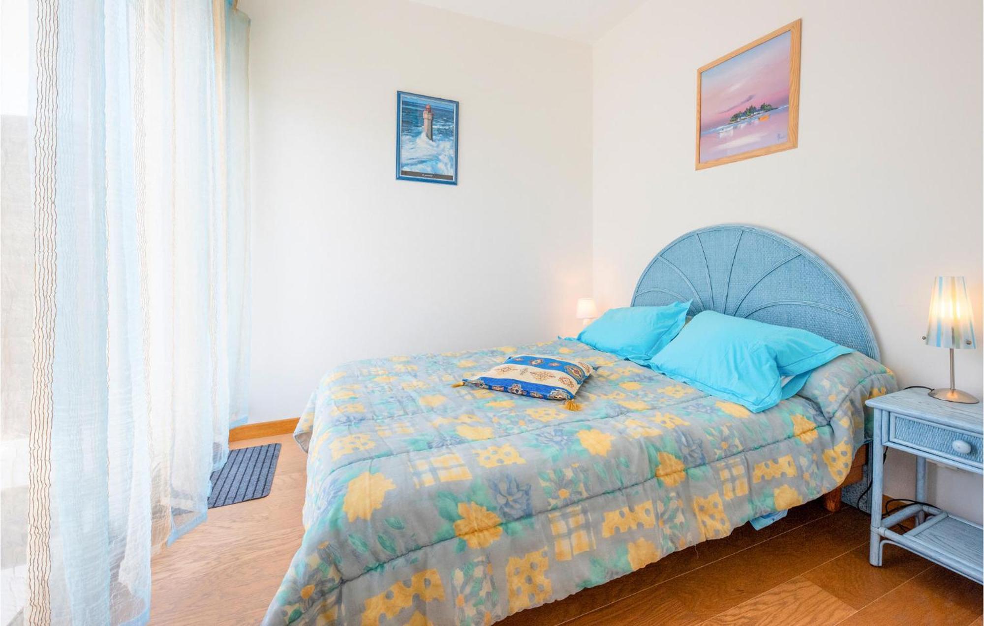 Gorgeous Apartment In Royan With Kitchen Eksteriør billede